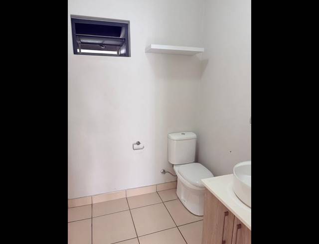 2 BEDROOM PROPERTY TO RENT IN HALFWAY GARDENS
